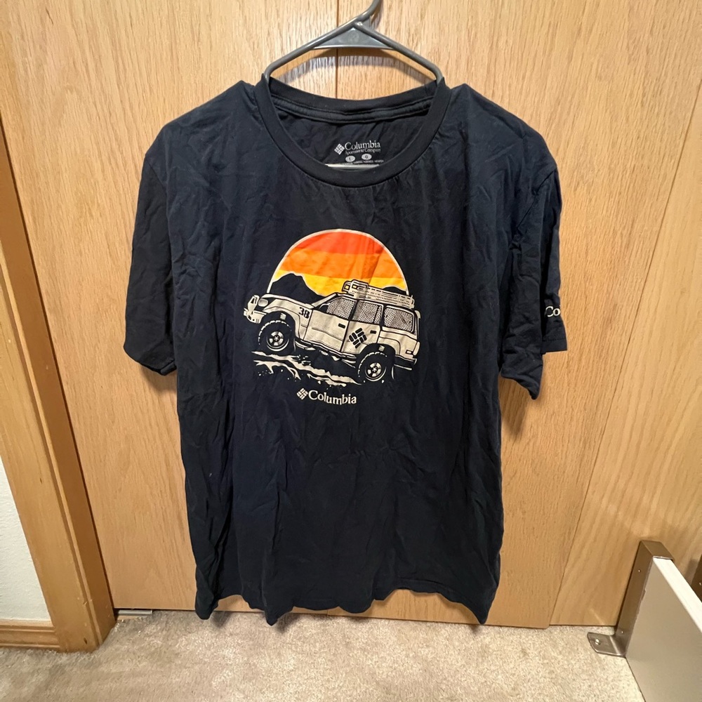 Columbia Navy T-shirt